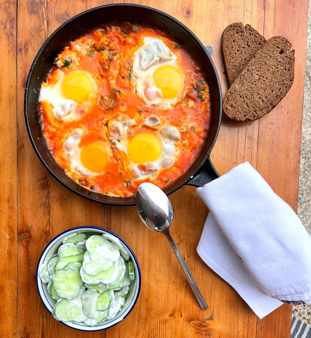 Georgian breakfast: Chirbuli eggs